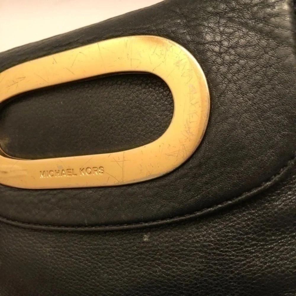 Michael kors black leather crossbody bag
